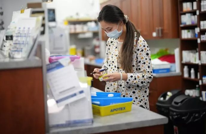 約不到家庭醫生嗎?可以試著找藥劑師開處方